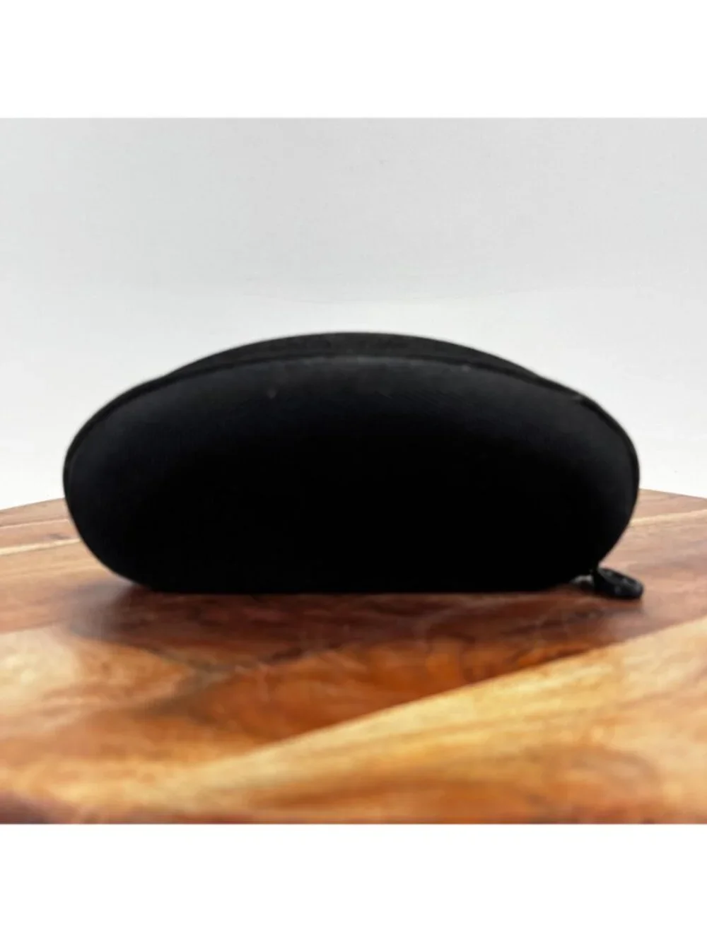 Oakley Black Hard Eyeglass Case w Black Microfiber Sunglass Glass Bag